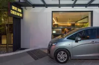 金河酒店和服務式公寓 - 停車場