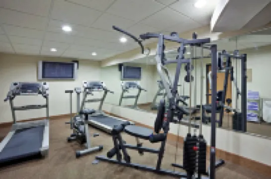 Holiday Inn Express & Suites LINCOLN SOUTH by IHG Hoteles en Lincoln