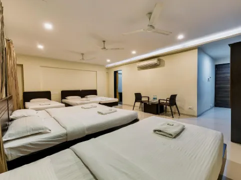 Hotel Galaxy Inn-Best Business Hotel in Kolhapur