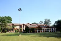 Ashok Country Resort Hôtels à : New Delhi