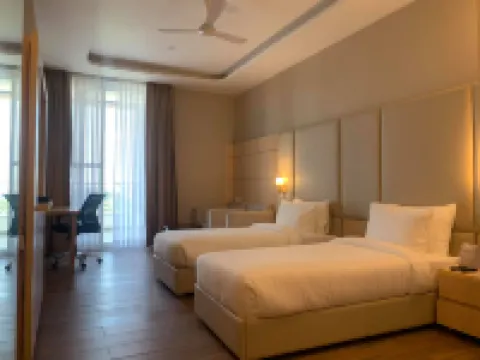 Tdi Club Retreat Hotels in Mohali
