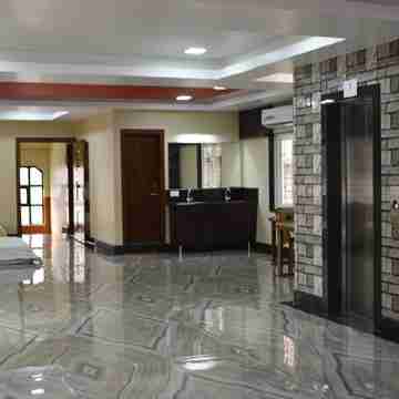 Hotel Cross over Others