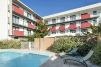Best Western Les Aureliades - Pools