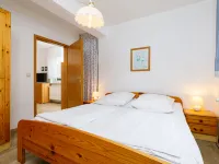 Bungalow 8 - parking