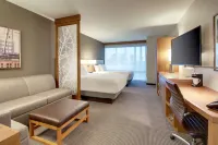 Hyatt Place Milwaukee/Downtown Hôtels à proximité de l'Milwaukee Lawrence J Timmerman Apt