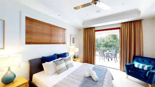 Luxico Lakeland Keys (Heated Pool) Hotels in Broadbeach Waters