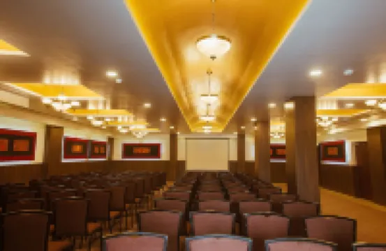 基斯精選綠水飯店