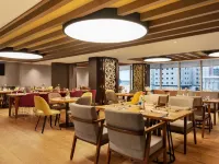 Ramada Encore by Wyndham Al Khobar Corniche Hotels near Al Yarmouk