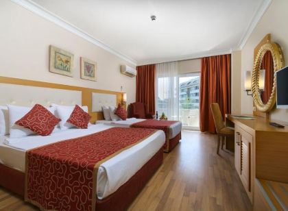 艾萊恩溫泉度假飯店 - 全包式