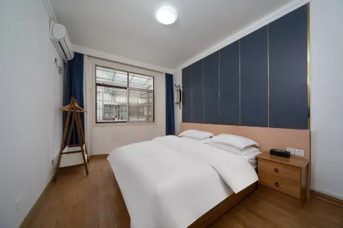 Fangdong Xixia 66 Apartment (Hongqiao East Road)