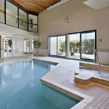 Ramada by Wyndham Quesnel