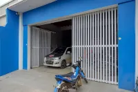 RedDoorz Near Pasar Batang Hotels in Kecamatan Batang