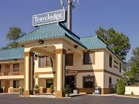 Travelodge by Wyndham Forest Park Atlanta South Các khách sạn ở Riverdale