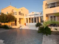 Manine Apartments Các khách sạn gần Lambi beach