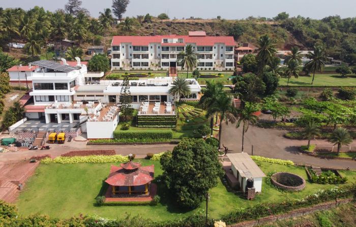 Westbay Resort & Spa