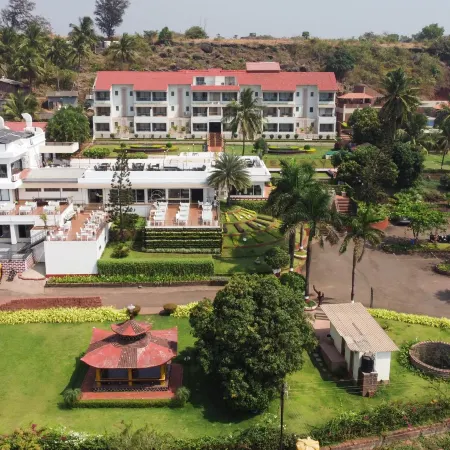 Westbay Resort & Spa