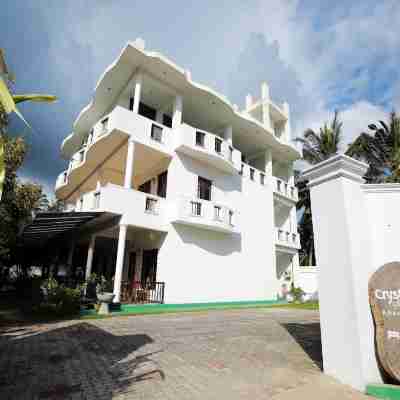 Crystal Oceanic Hotel Exterior