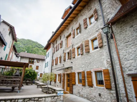Albergo Diffuso - Cjasa Ustin