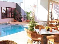 Hotel Golden Park Campinas Cambuí by Nacional Inn - Pools