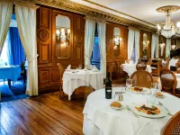 Grand Hotel Gallia & Londres Hotels in Lourdes