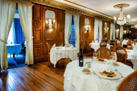 Grand Hotel Gallia & Londres Hotel di Loubajac