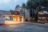 Ramada by Wyndham Istanbul Alibeykoy Hotel in zona Bezmialem Foundation University Campus Job
