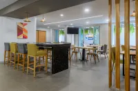 Holiday Inn Express SAN JOSE FORUM by IHG Hotels in 