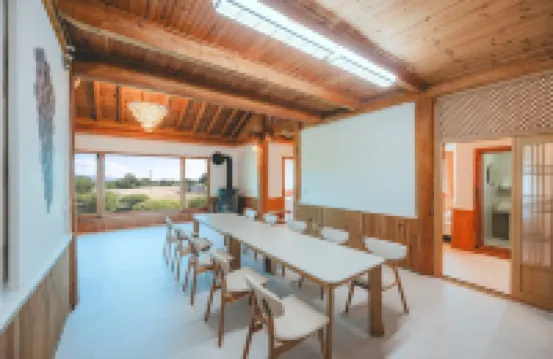 Chuncheon Viandante Dokchaehanok