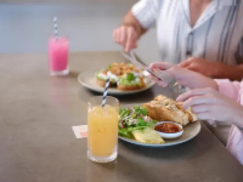 The Marina Hotel - Mindarie Hotels in Perth