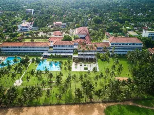 The Blue Water - Geoffrey Bawa Heritage - City Resort Hotel