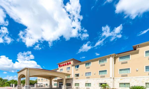 Ramada by Wyndham College Station