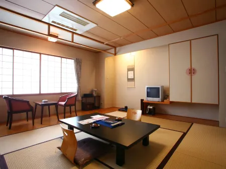 Takinoya Bekkan Tamanoyu Отели рядом с достопримечательностью «Noboribetsu Date Jidai Village»