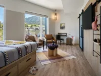 Moxy Boulder Hotels in Boulder