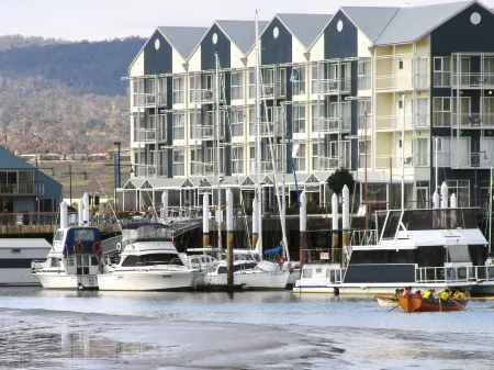 Mantra Charles Hotel Launceston