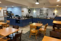 AmericInn by Wyndham Chanhassen - motel