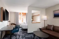 Fairfield Inn & Suites Minneapolis Burnsville - parking