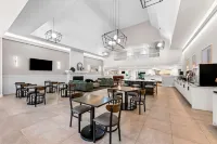 Best Western Premier Plaza Hotel and Conference Center - Breakfast