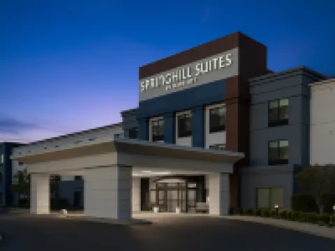 SpringHill Suites Grand Rapids Airport Southeast Hotels in Cascade