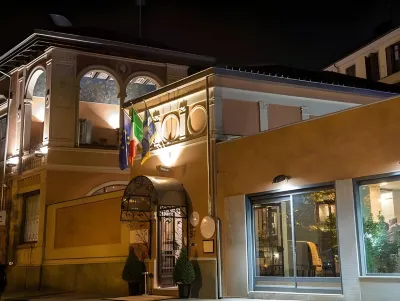 ホテル デイ ピットーリ サバウダ美術館周辺のホテル