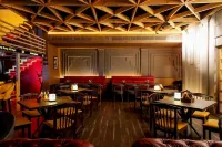 Dng the Grand Hotel Hotels in New Kanpur City