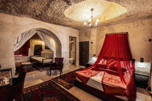 Tafana Cave & Stone Lodge