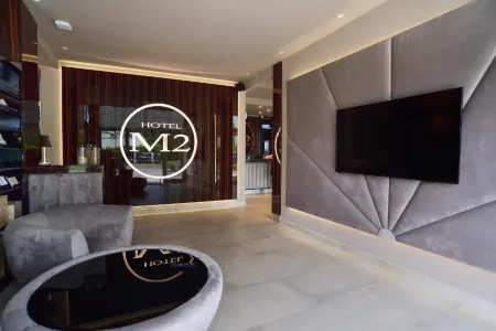 M2 Hotel (20km from Florence) Отели в г. Кампи-Бизенцио