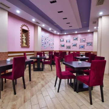 Alvero Hotel