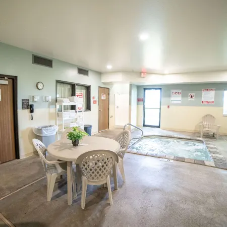 Quality Inn & Suites Watertown Near Prairie Lakes Ice Arena