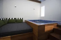 Hotel Madi - Bathtub