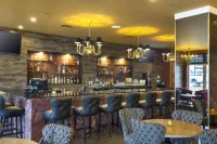 Halifax Tower Hotel & Conference Centre, Ascend Hotel Collection - bar
