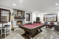 애로헤드 빌리지, 베일 리조트 소유