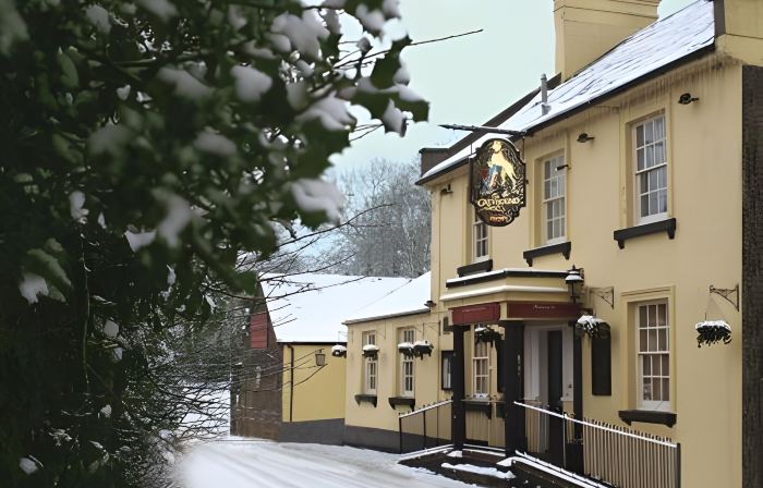 The Greyhound Wigginton