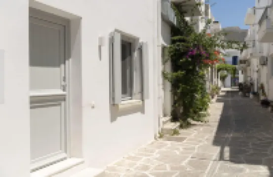 Parikia's Cosy Jewel