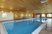 Comfort Inn & Suites Gillette Near Campbell Medical Center - Pools